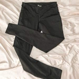 DONATING SOON ✰ Full Length Workout Leggings ✰